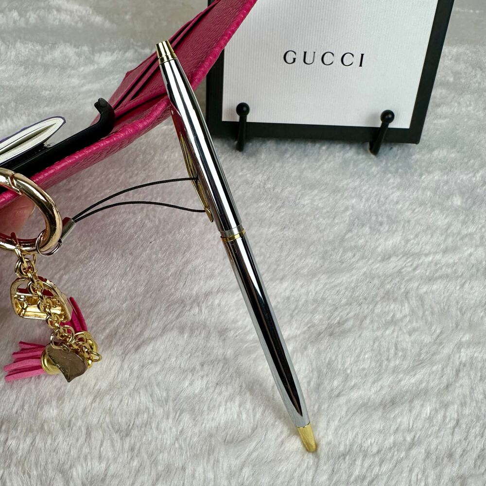 Gucci GG Marmont hot pink leather phone case convert to note pad! NEW! GIFT!! - Picture 7 of 16